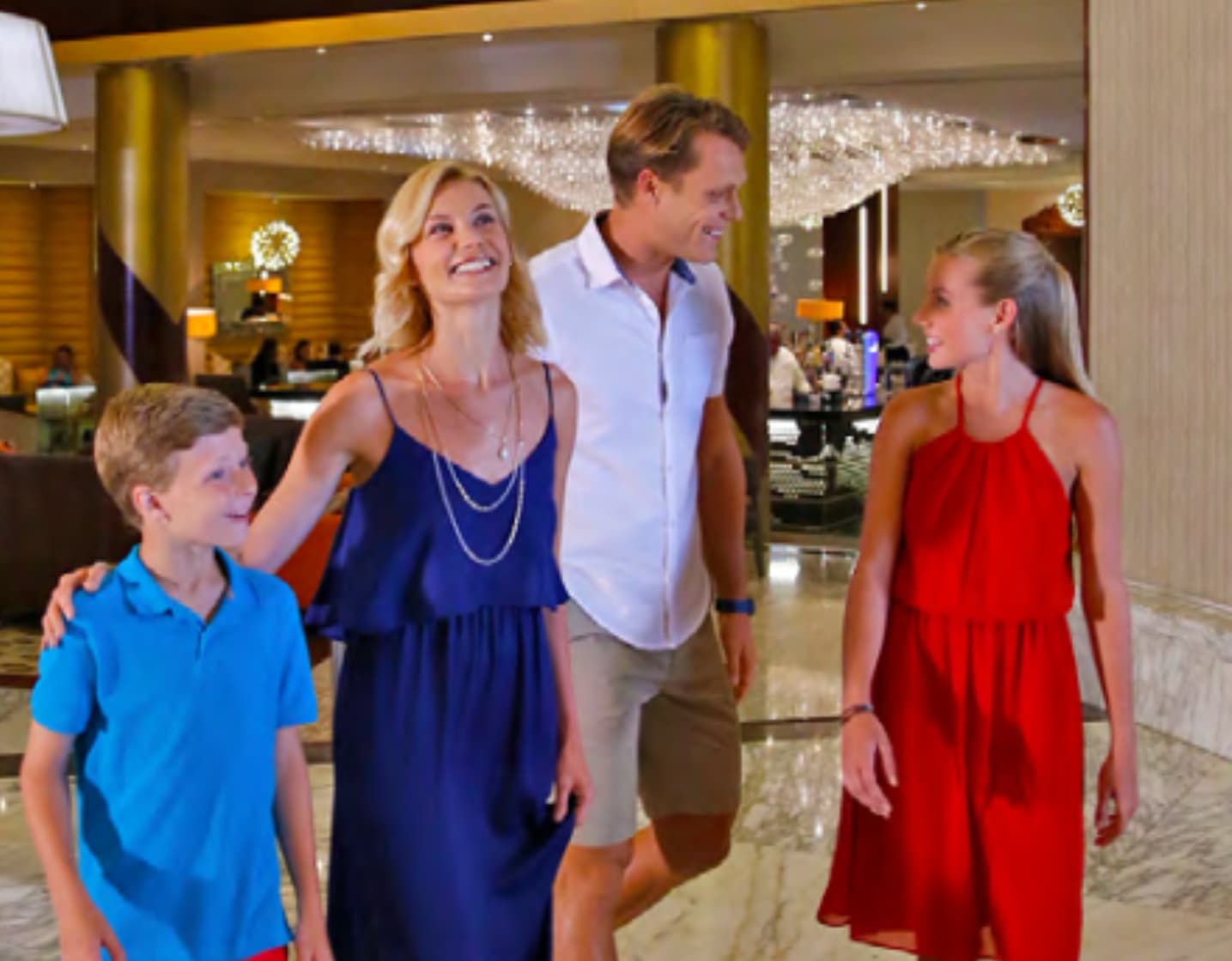 Piscina del hotel Friendly Fun Puerto Vallarta